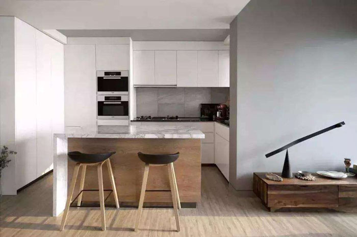 ɫ�����Ĵ���ʯ��ù����ô������?