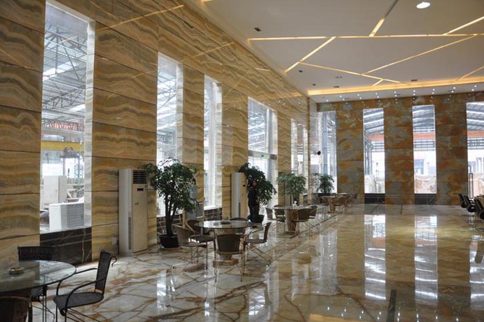 1-2102020954152N 分歧的石材用什么养护比力好?