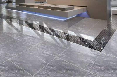 What are the characteristics of marble stone resources?