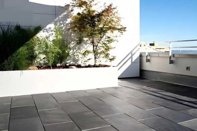 1-260312091011339-lp 若何预防青石板的褪色呢?